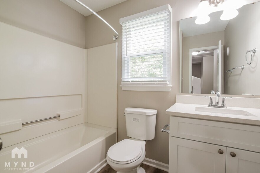 Building Photo - 1720 Winway Dr