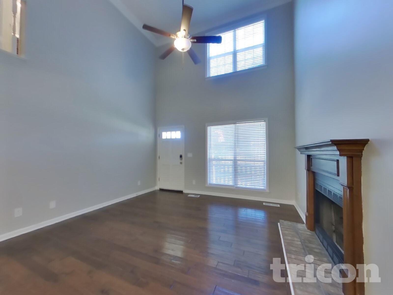 Building Photo - 2863 Iroquois Dr