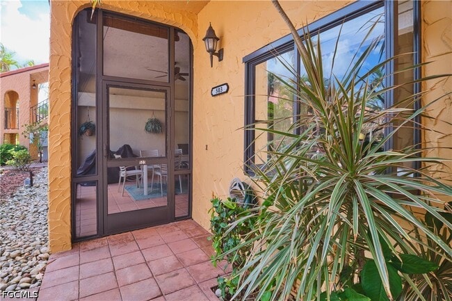 Building Photo - 5510 SW 4th Pl