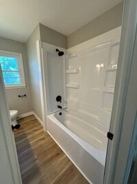 Building Photo - 3 bedroom, 1 bath house for rent right by Kittrell Elementary School!