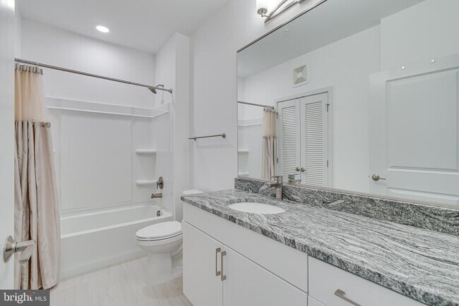 Building Photo - 10755 Fairgrounds Dr