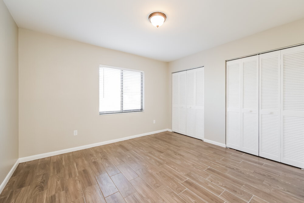 Building Photo - 4208 SE 9th Ave