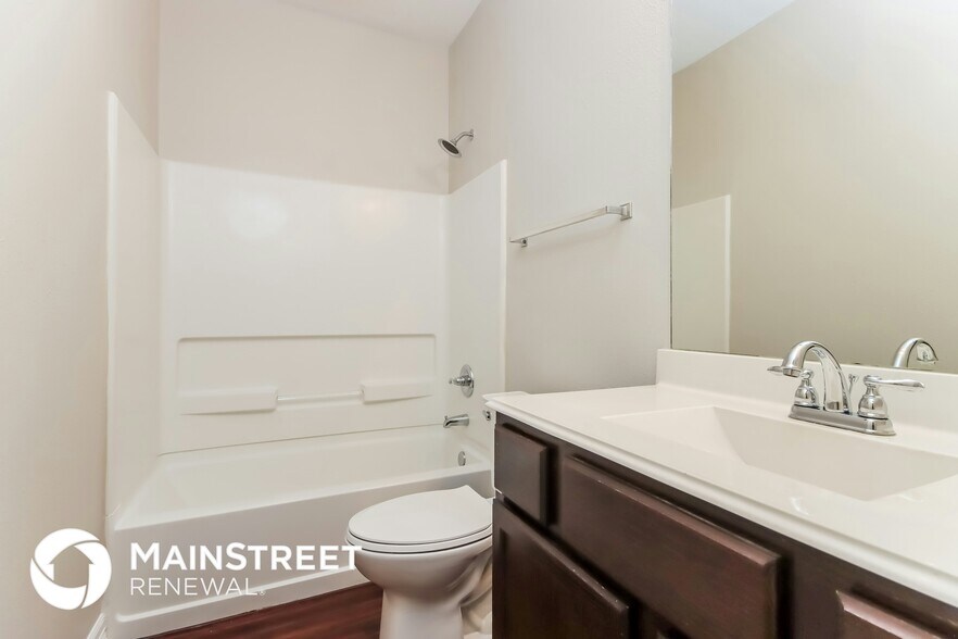 Building Photo - 2046 Lost Pine Ct