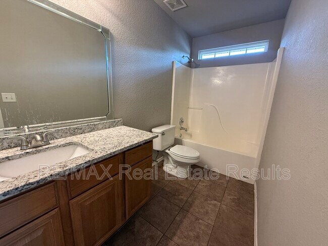 Building Photo - 420 Spicewood Trail