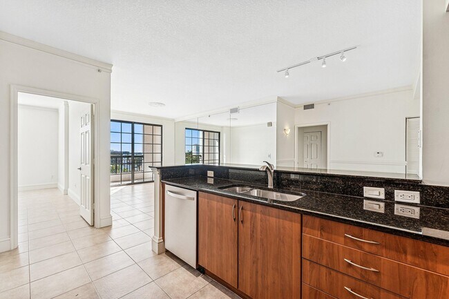 Building Photo - 233 S Federal Hwy