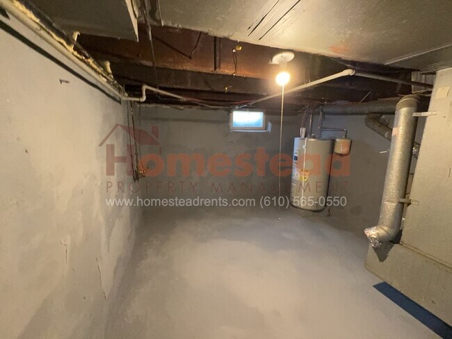 Building Photo - EDDYSTONE HOME FOR RENT!