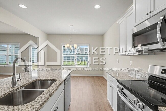Building Photo - 229 W L Miller Dr