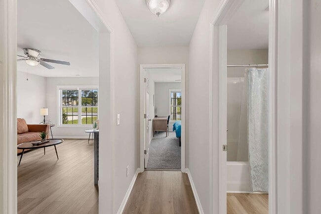 Building Photo - 214 Jeremy Ln