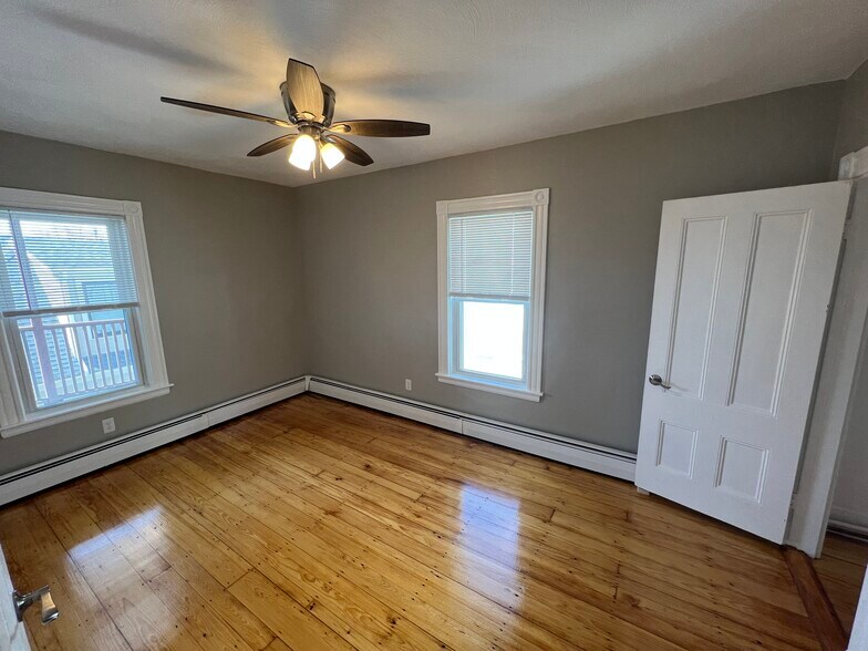 Building Photo - 2 Gilson Ter