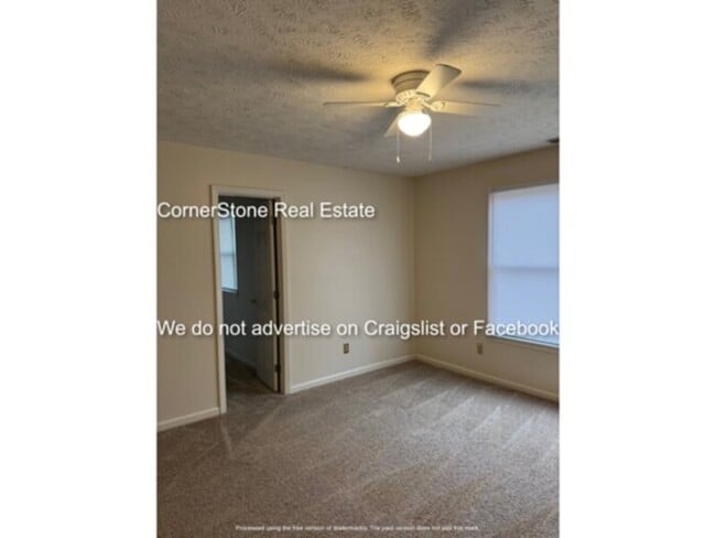 Building Photo - 422 Murray Fork Dr