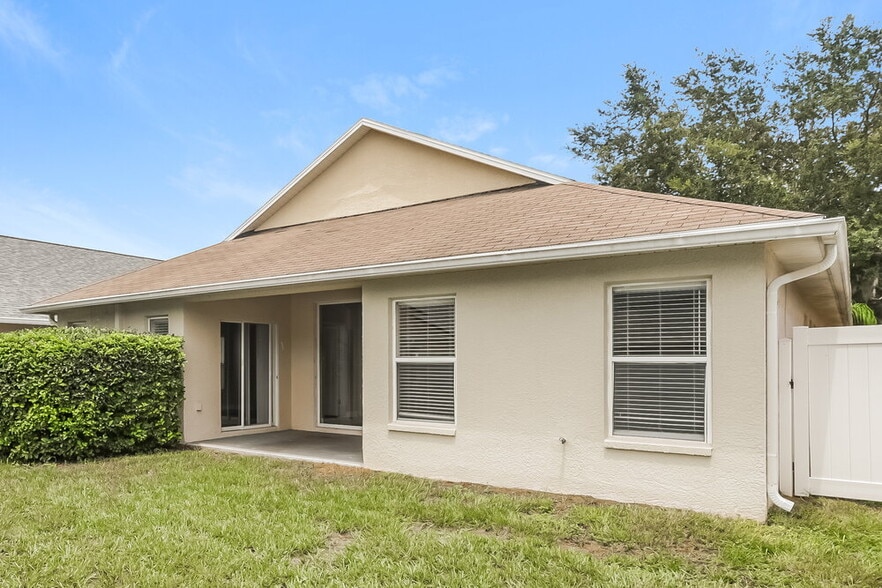 Building Photo - 10124 Coldwater Loop