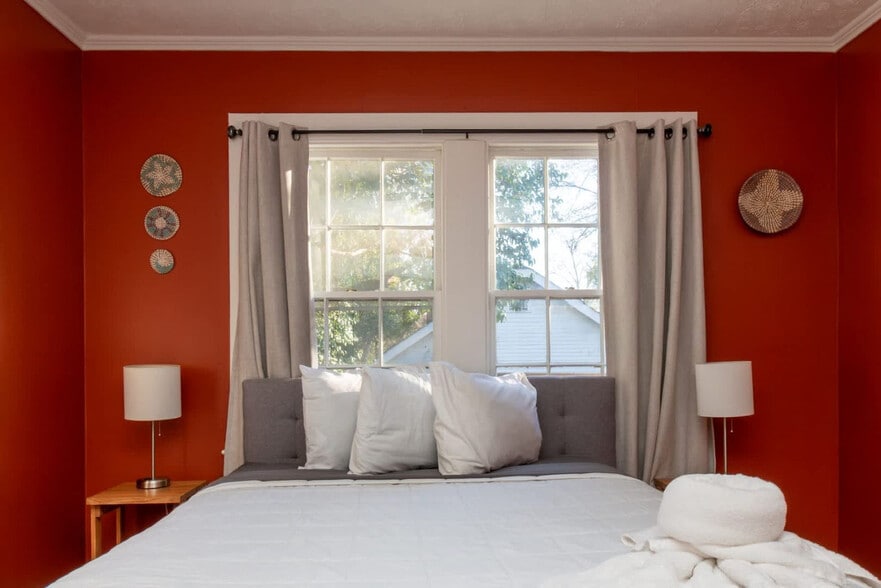 Building Photo - 2217 13th St