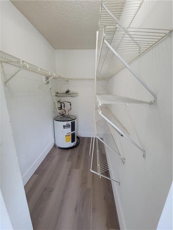 Building Photo - 2550 SW 18th Ter