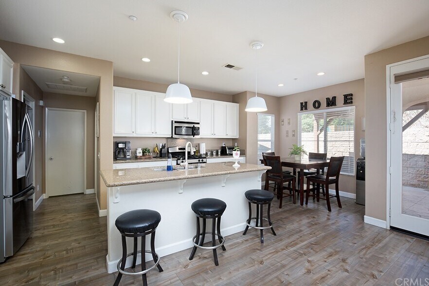 Building Photo - 1641 Parkplace Ln