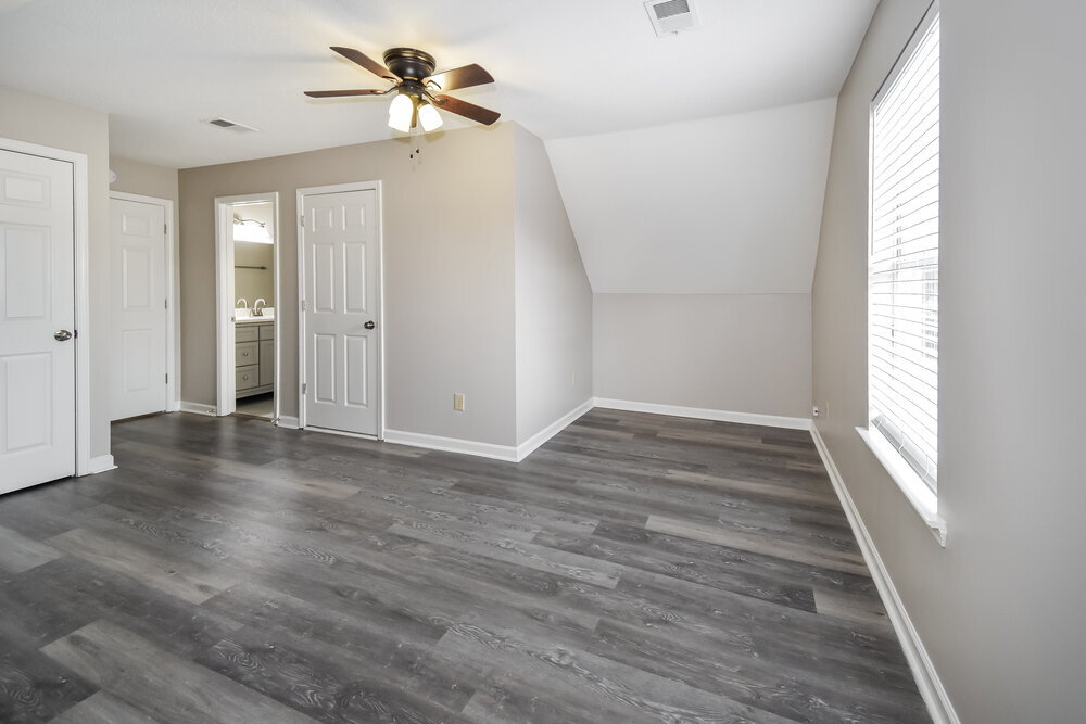 Building Photo - 4404 Shadow Ridge Dr