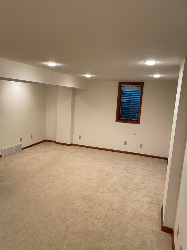 Bedroom #3 and/or Office/Game room - 1505 Little Bluestem Ct