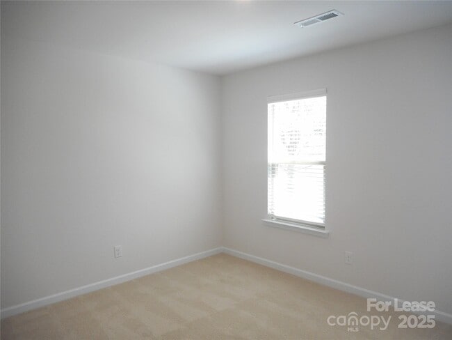 Building Photo - 9339 Arbor Creek Dr