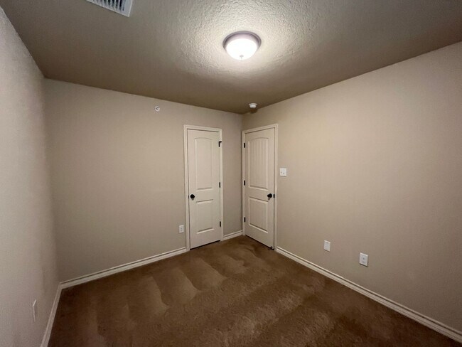 Building Photo - 13903 Annas Way #105, San Antonio, TX. 78233