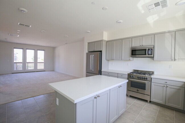 Building Photo - 838 Galt Ter