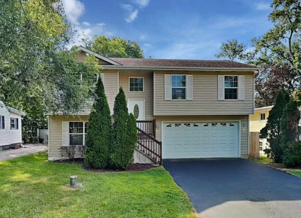 Building Photo - 29835 Bayshore Dr