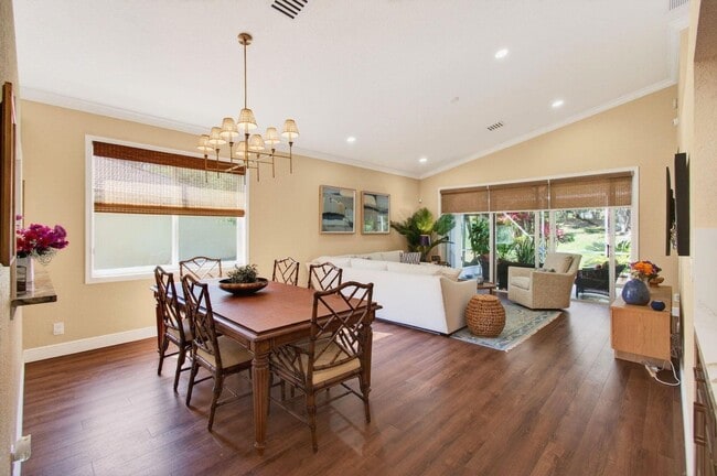 Building Photo - 9168 Bay Point Cir