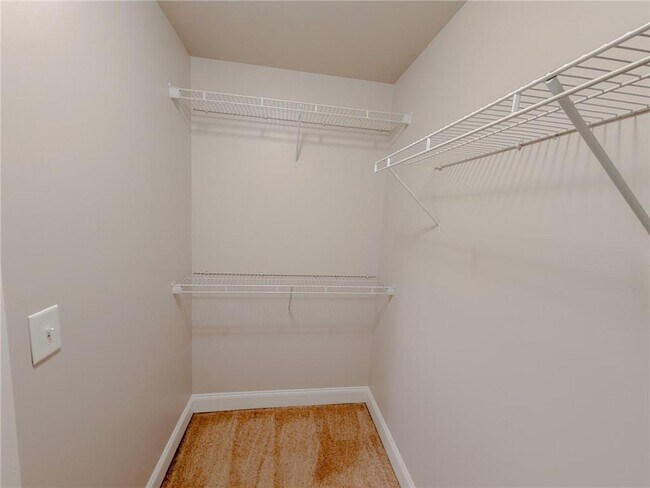 Building Photo - 786 Garbrooke Dr