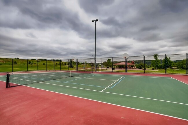 Building Photo - Modern Comfort in Castle Rock: 2-Bed, 2-Bath Home!!