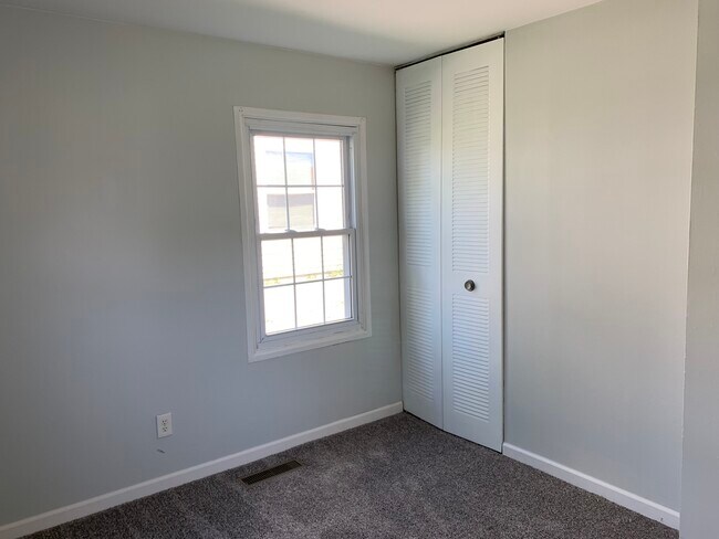 Building Photo - 1217 Concord Ct