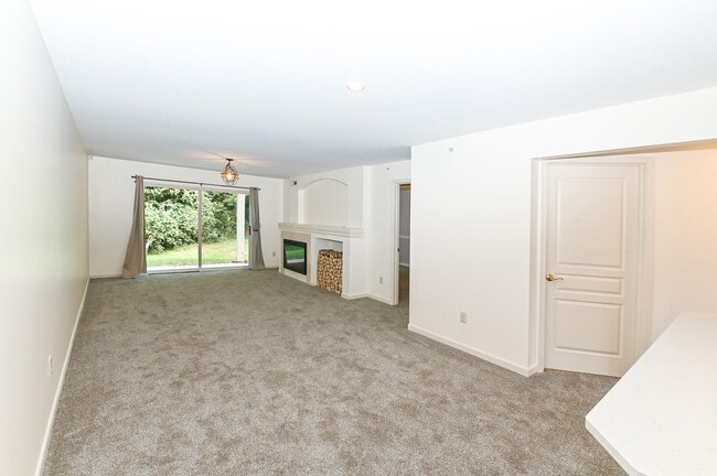 Building Photo - 559 Rivers Breeze Dr