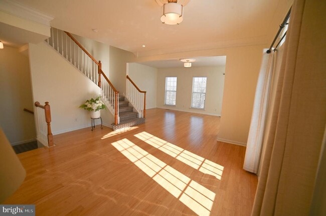 Building Photo - 1910 Cavalier Ln