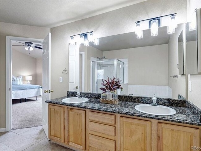 Building Photo - Well Maintained and Clean Home for Rent- Cherry Creek School District- 80015