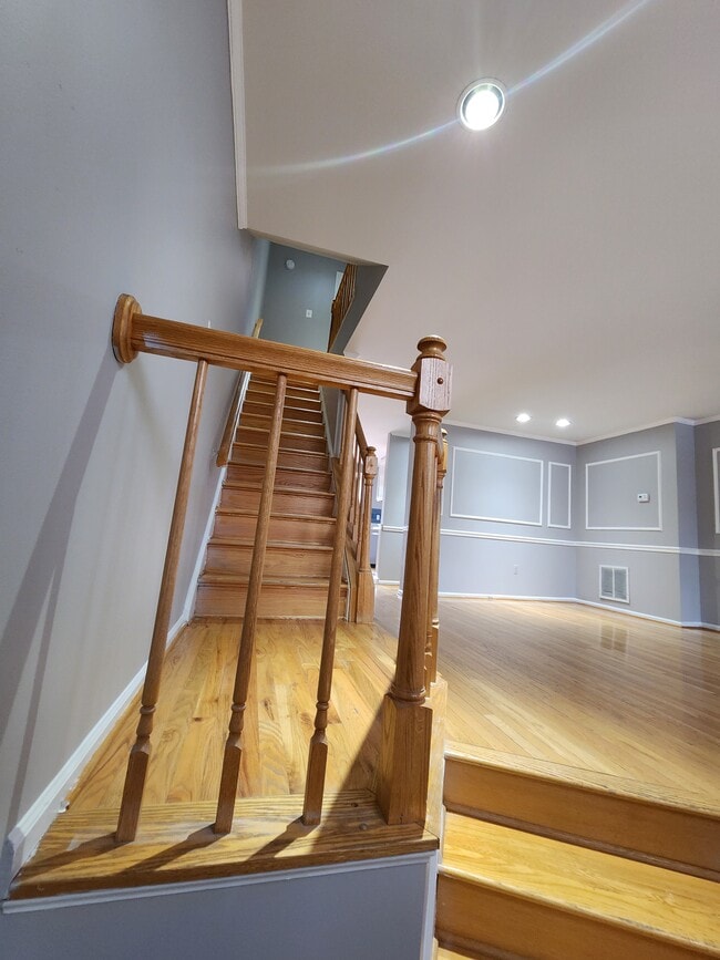 Building Photo - 18859 McFarlin Dr