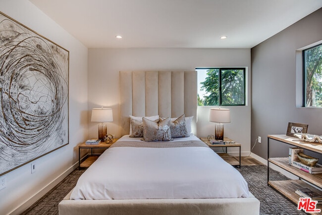 Building Photo - 13028 Calvert St