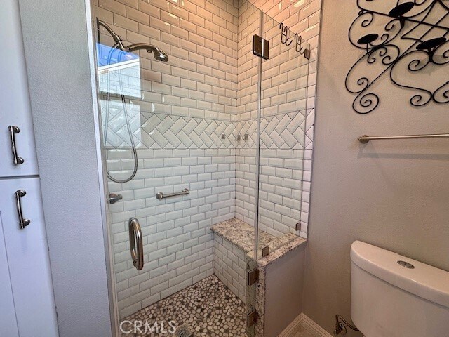 Building Photo - 519 E Stuart Ave