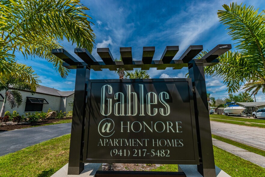 Gables at Honore 3400 Tyne Ln Sarasota FL 34232 Apartment Finder