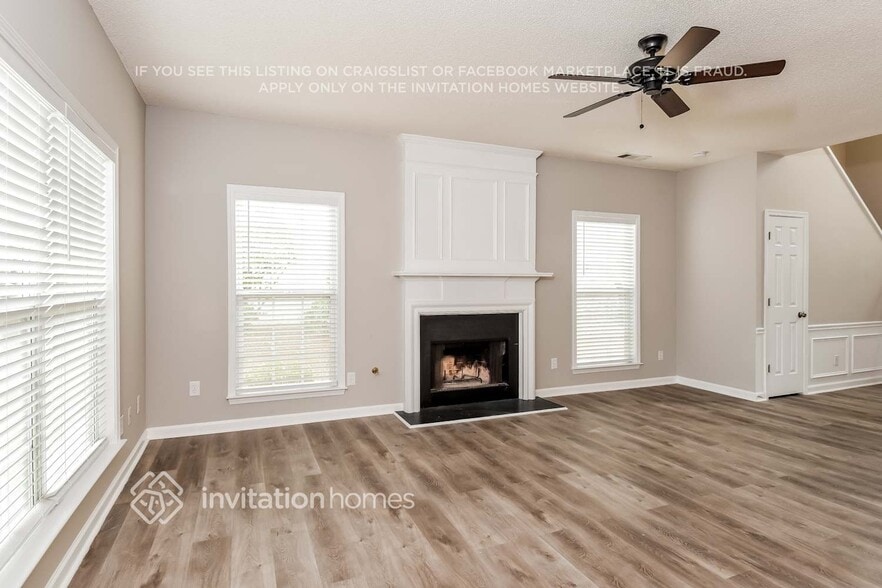 Building Photo - 2206 Sprucewood Dr NW