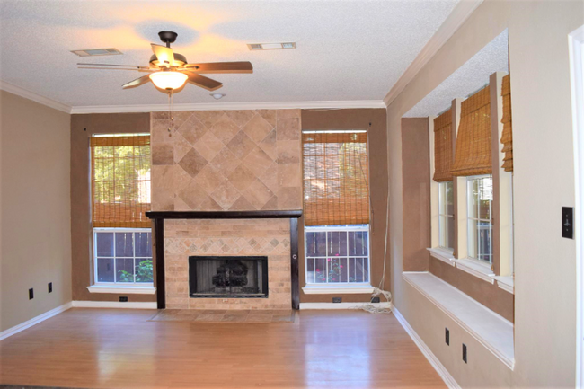 Building Photo - 100 Morning Star Ct