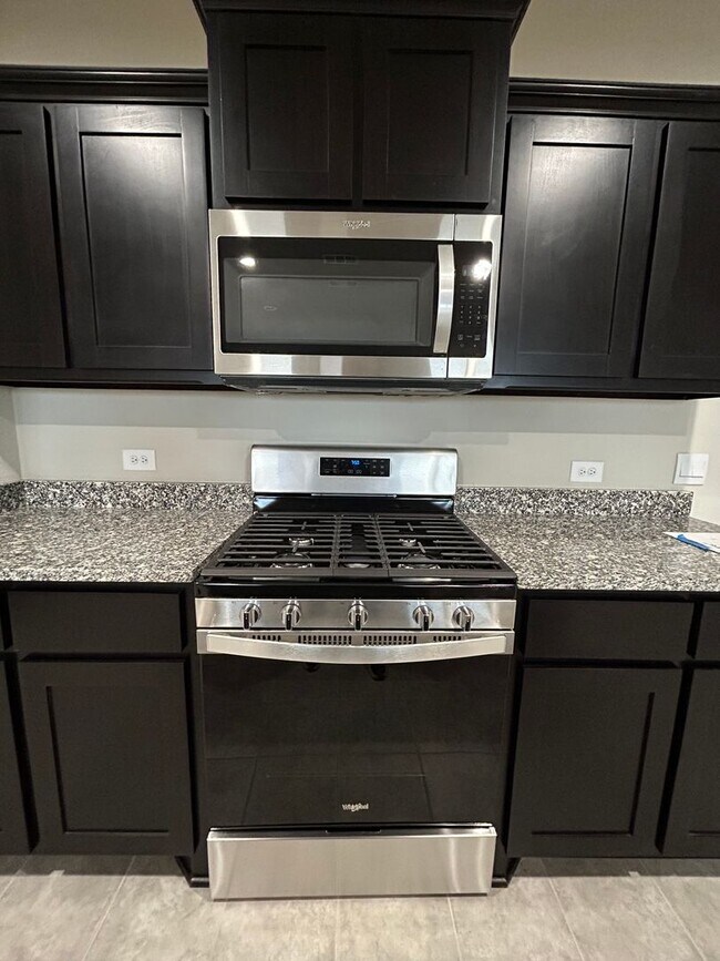 Building Photo - COMING SOON!!  Beautiful home in Parks Bell