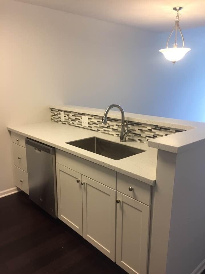 Stainless steel appliances - 7695 Harbour Is