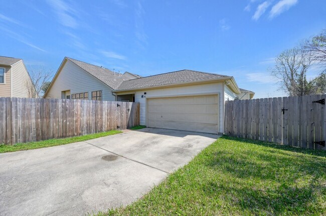 Building Photo - 29705 Meridian Hill Dr