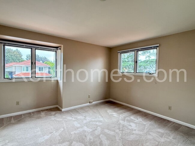 Building Photo - 12613 Crest Knolls Ct