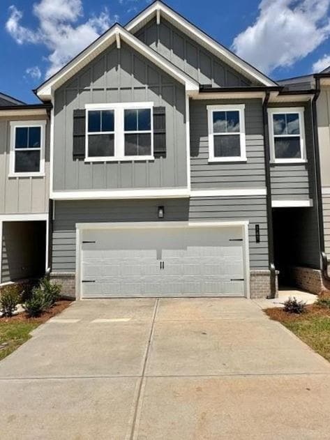 Building Photo - 741 Pt Pl Dr