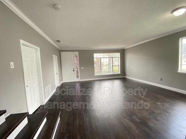 Building Photo - 1735 White Heron Bay Cir