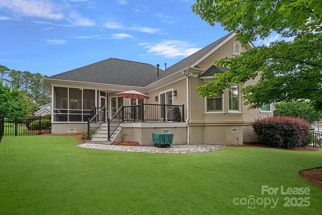 Building Photo - 17308 Players Ridge Dr
