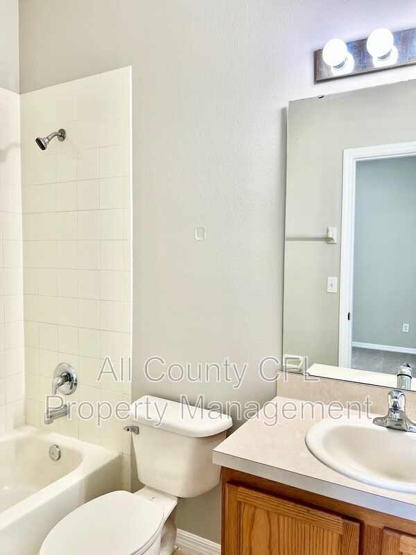 Building Photo - 9305 Jasmine Flower Ln