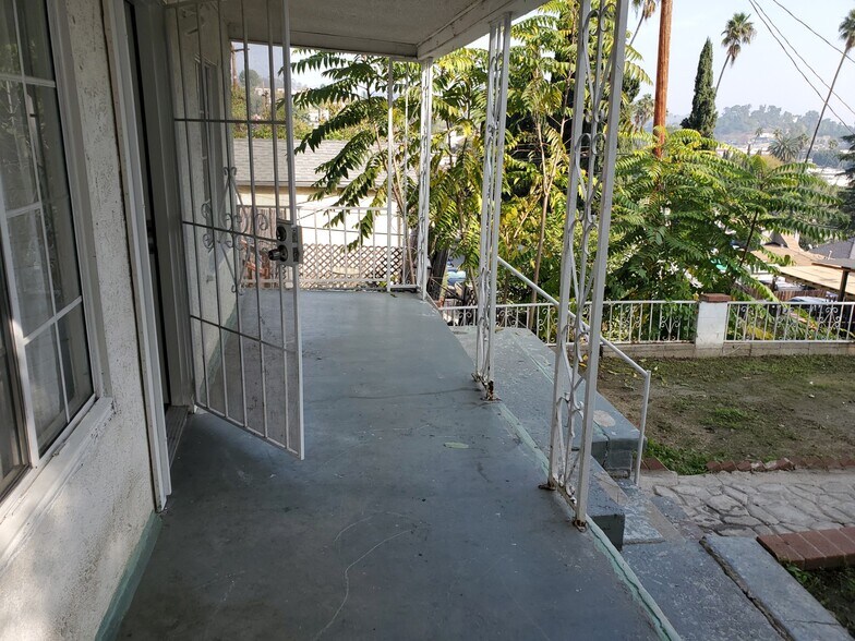 Front porch - 3411 Galena St