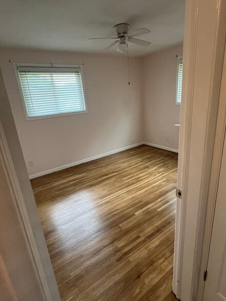 Building Photo - 5524 Forest View Dr