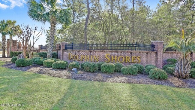 Building Photo - 2272 Dolphin Shores Dr SW