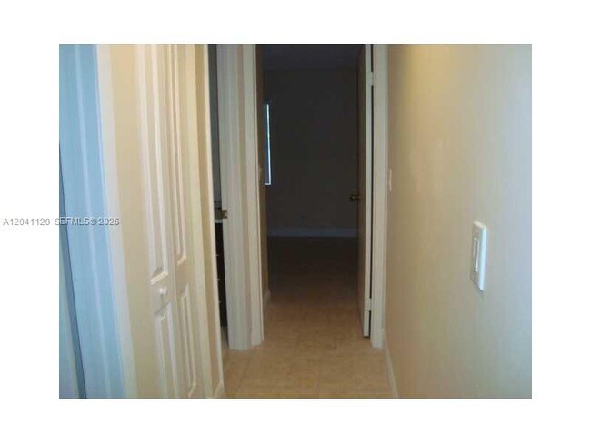 Building Photo - 286 Bridgeton Way