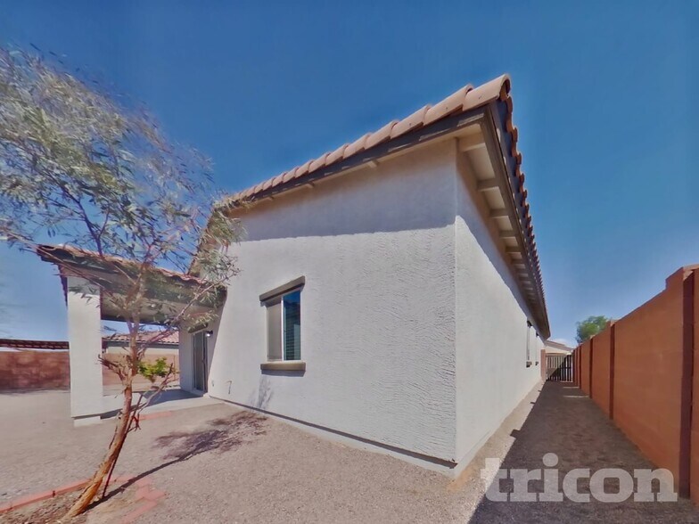 Building Photo - 45959 W Ranch Rd